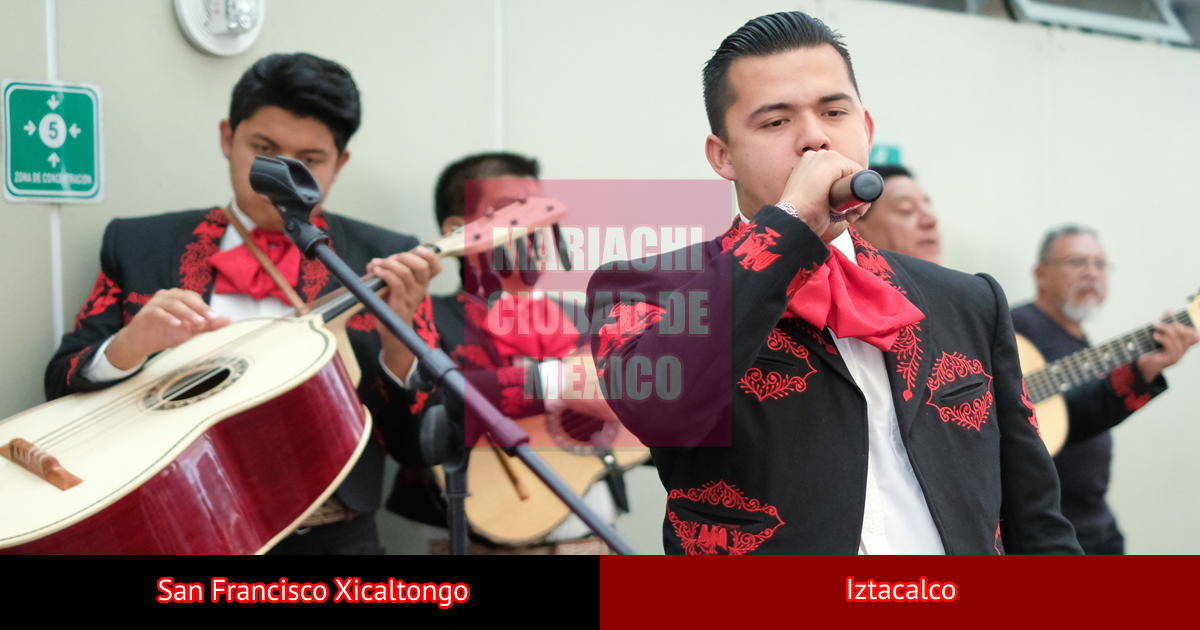 Mariachis en San Francisco Xicaltongo