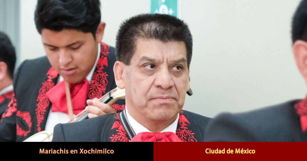 Mariachis en Xochimilco